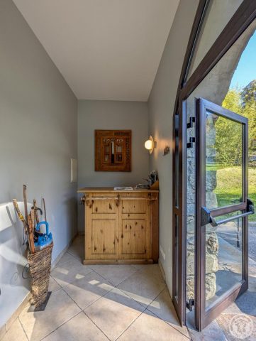 31G100655-f6374b476e424af8a11efd3eadcff1c5