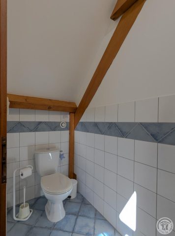 31G100656-3726bf817ce04a68a1732db07445aa32