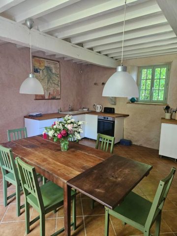 31G100677-d626eb2aa25a4e348f5888387870e6fc