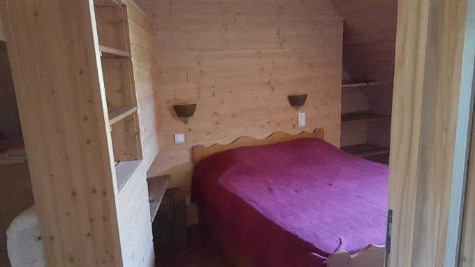 31G100712-480eedf327b045a9ba7c505beb5d4750