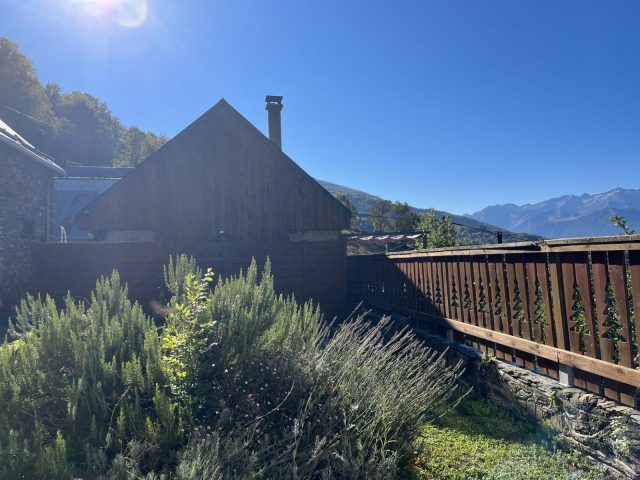 31G100712-84e3cc8870b34f59ab205ac0f68e96eb