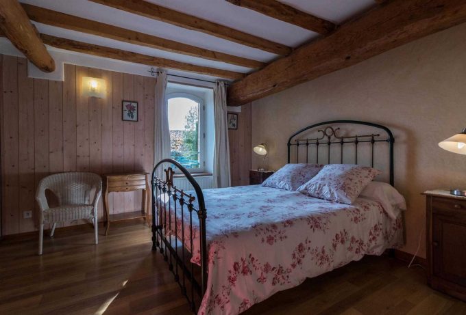 31G100766-b0cc0f6dfd5b40e58be366320969ccc6