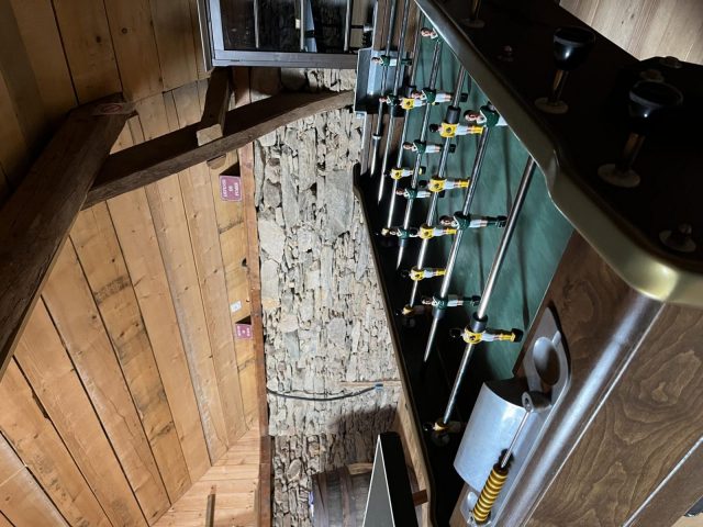 31G100772-292ecaf9e1d0455d957e3f411d379436