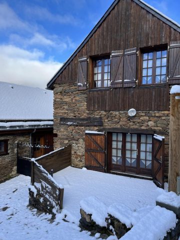 31G100772-9d82dcc86cef4f58a24e643a56fb98d9