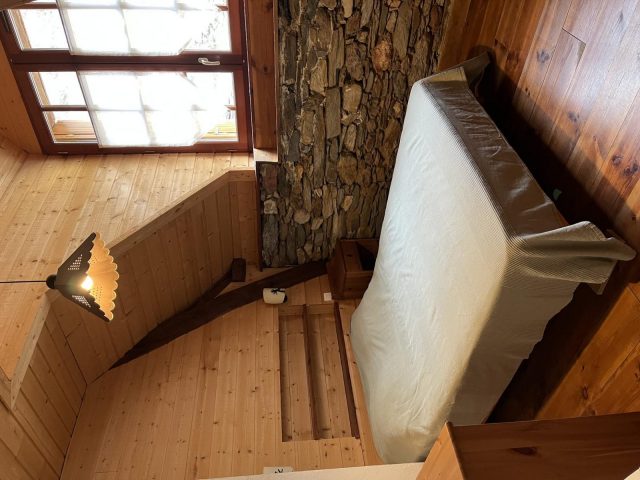 31G100772-d699c5f4f4db4971baae2d3b8ae35a87