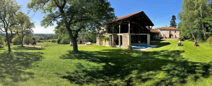 31G100773-9b42f9c9ab2340328c3086db770969d3