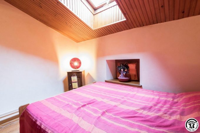 31G100773-b36a5d924fec4eea97c788740085512a