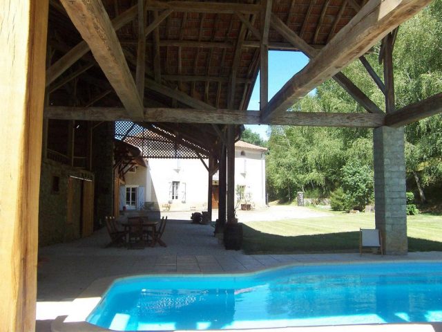 31G100773-cc0f531426f04e5aa9ded78f61d431a4