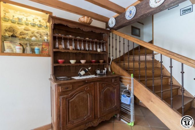 31G100853-4c959a8f5daf49118dcd5c80cb84f628