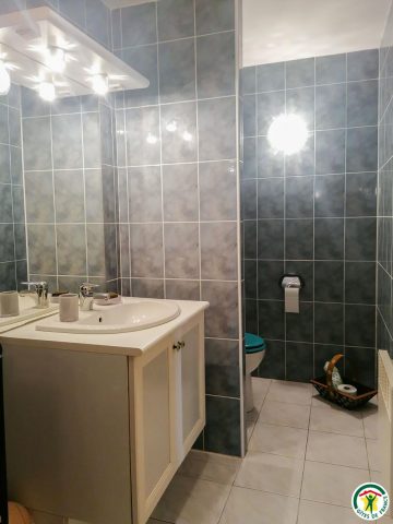 31G100886-5d47d185e9d84ce08d249224074b8182