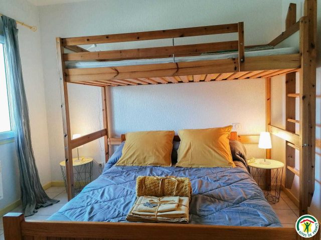 31G100895-2f853f6942844ddfa4338ec8c5768d36