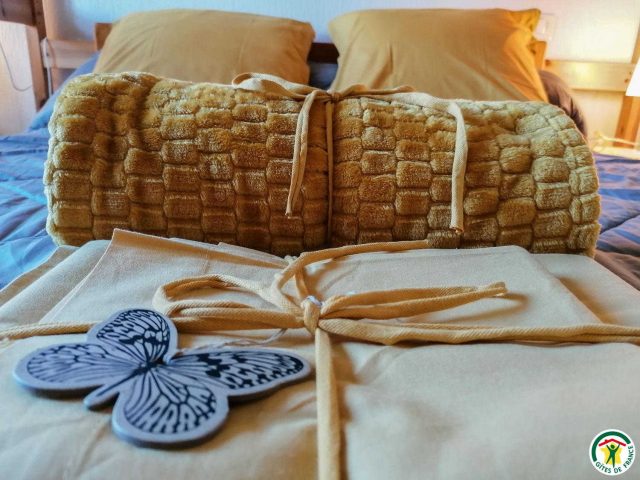 31G100895-a483ccbc2969429aadd66de30d0e7fbe