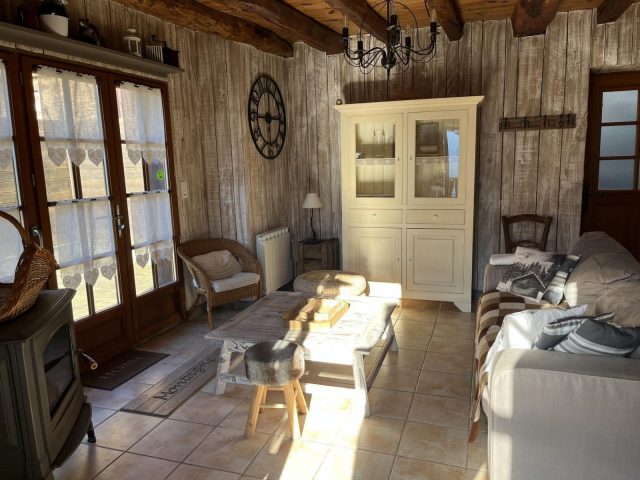 31G100906-9b0cc9d701ef42a9aa7989cd3652bdf5