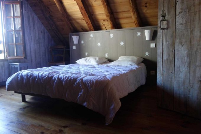 31G100906-d7ea3b177abd452a87a5cb00a6967a95