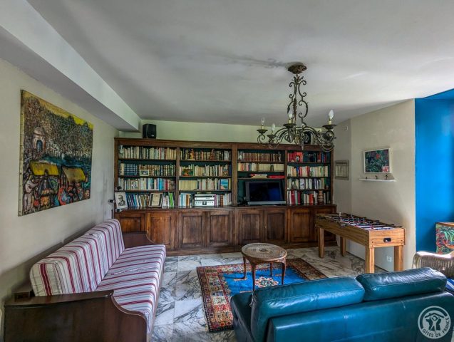 31G100934-052d2b04b8ed4418b411bcb75a7eb66d