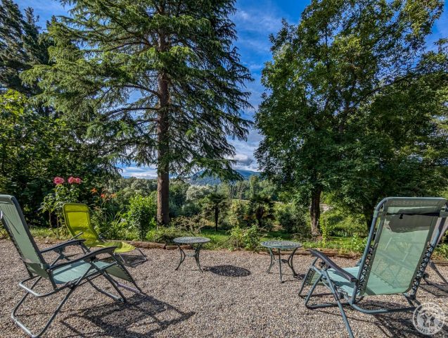 31G100934-36fd9d8bf142457688283bb0c8f27d67