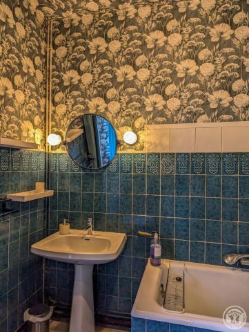 31G100934-518eab04fc754343b2b447ba6876f8c7