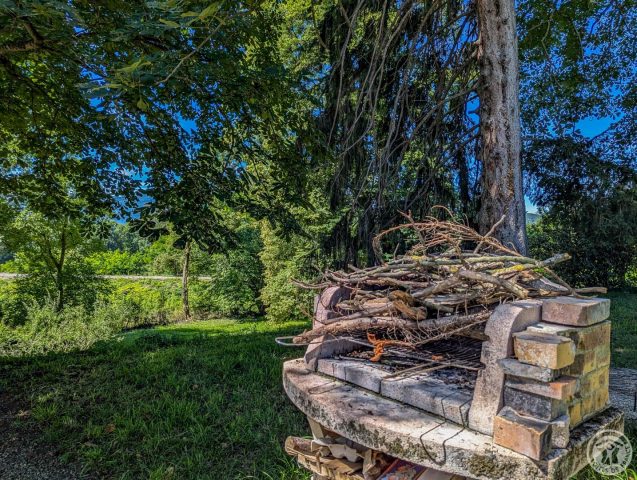 31G100934-6de21bf2333641a1955723d0229745ed