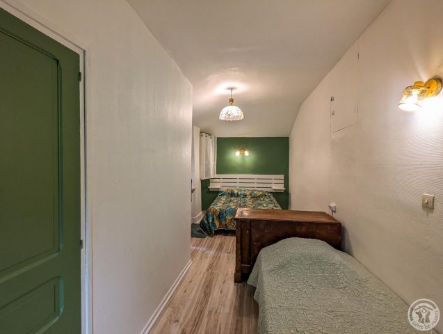 31G100934-a8fcbeb9aa2a425da658539f2dc95e6a