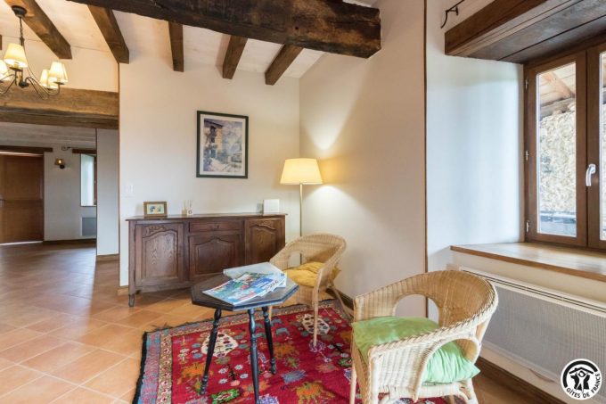 31G100978-5bea7158e2f14fb0baed4ad0b00ecc54