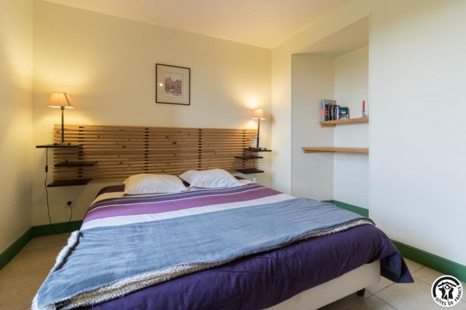 31G100978-9fd50b85c10444cea6215fb35f657767