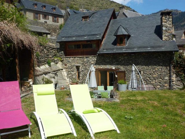 31G100982-1c6e170f40b64f589b7d631ccce863ac