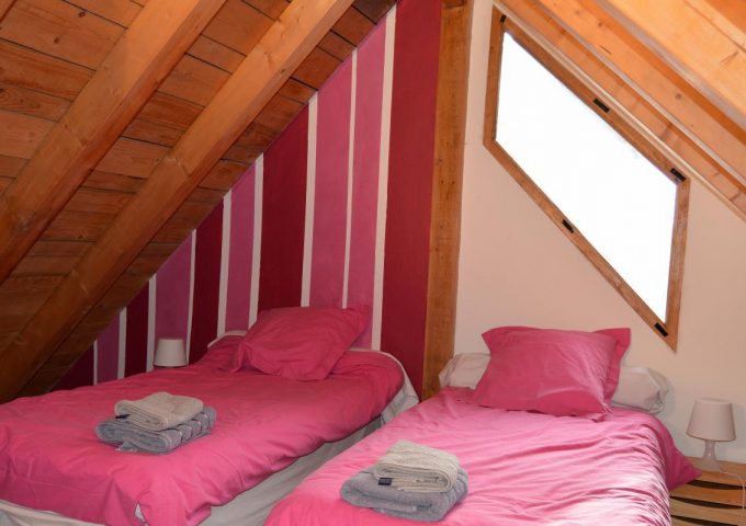 31G100982-56bca8109bc34cf1a70d7828204d1c59