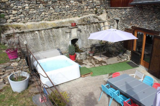 31G100982-6f2c5e960d3546fba352151e1ff09e1b