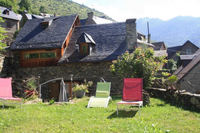 31G100982-712e826d68e7438a9a7f95fe766ece65