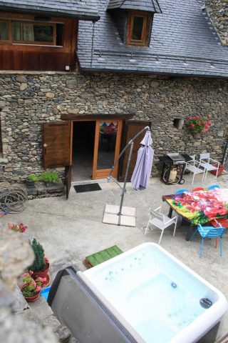 31G100982-72decbd4dae744449b92db1088948be5