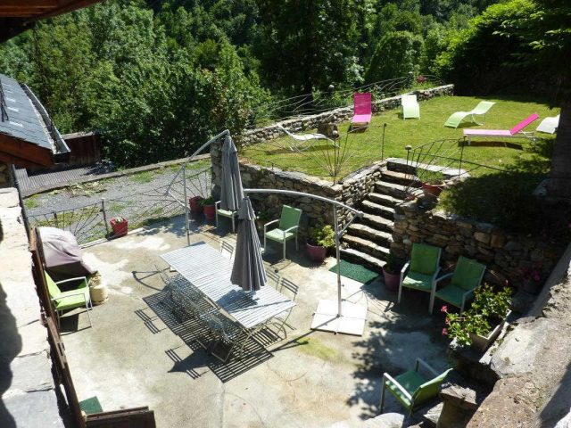 31G100982-83eaf49868e24a9aa8eeff2031b4f74a