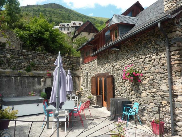 31G100982-9d1f8c8e1654454091d1bfba6ada6ed8