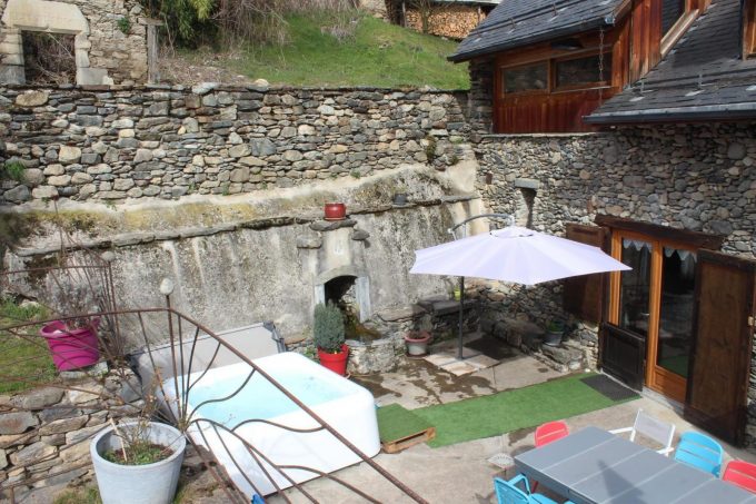 31G100982-a40ea875503a4ff7b0a6cfe1c8ae327c