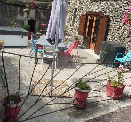 31G100982-ae925fdc59e34428a8c5d44d4723ccc3