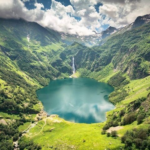 31G100982-b652c0bd8bd342ce93c5c613556db3b0