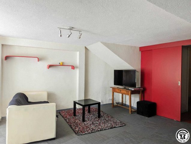 31G100984-313f7ed6703a410d8347f1c23e79d721