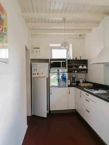 31G100985-e5793ebfb0344887ab4aeb7e9e5e03f0