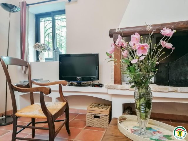 31G101003-68906d0b814e465591961985e09ef4c8