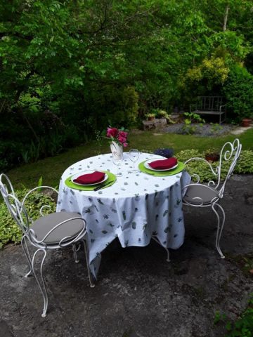 31G101003-af1d95f034c14f20bad84dbf4e96a74e