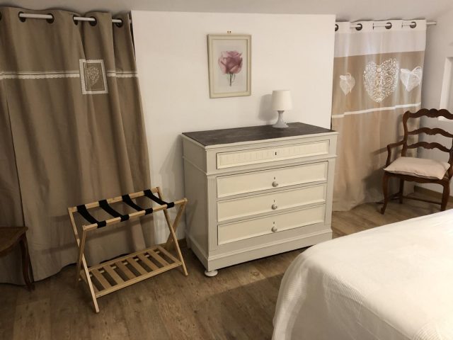 31G101006-3037950ce867407281ff7fc2e717db86