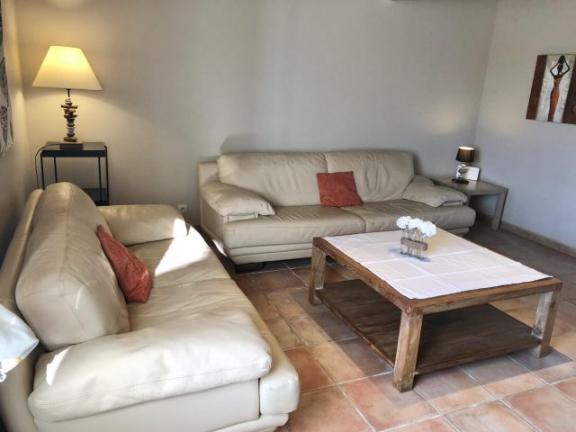 31G101006-bb7d2c824dda47ed99f725b46c598dff