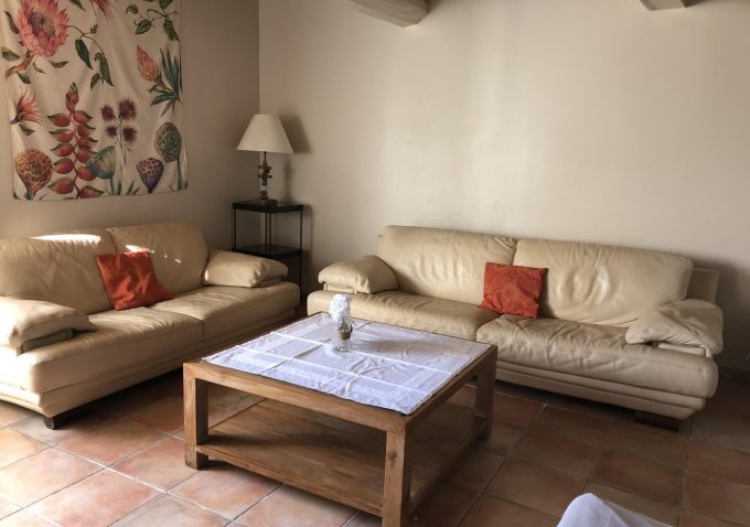 31G101006-e6a2148744bf45e8a39b12eda1f60970