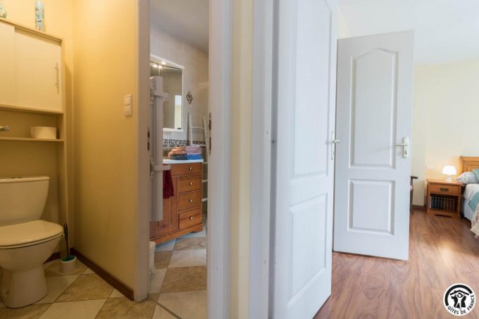 31G101011-1bd6c88f91ea46f3a230682b1bbe105f