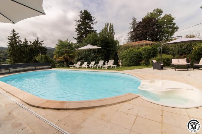 31G101011-cc912ee2d7b24d79831341177a561ebc