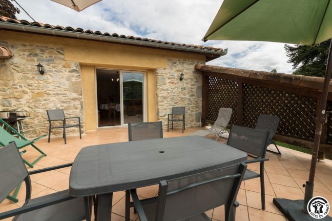 31G101011-f2e72ae5e7ed4c9cbf2db395c6e3d793