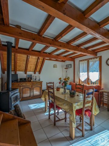 31G101017-a57d61513ce044fca93d05fad6d0f1ff