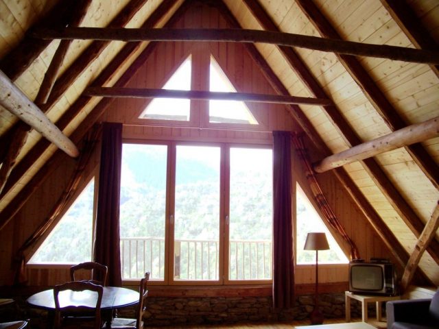 31G101043-c9fb77393aec4b82b9d348c303037345