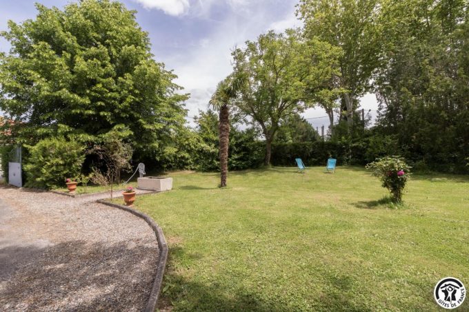 31G101045-24f357641c1a438eb46e6c709aad69ad