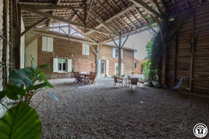 31G101045-804704e505d64ad1a1fb2dbb189faec9