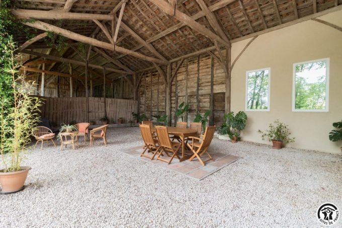 31G101045-91a1eb7561944712b204e17f18ddeebe